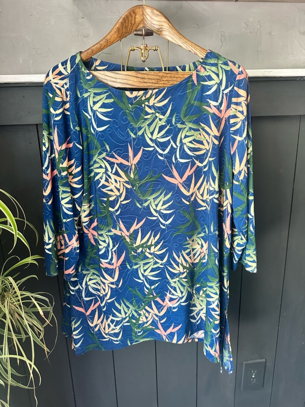 JM Collection Blue Tropical Textured Print Top Size XXL Scoop Neck Blouse